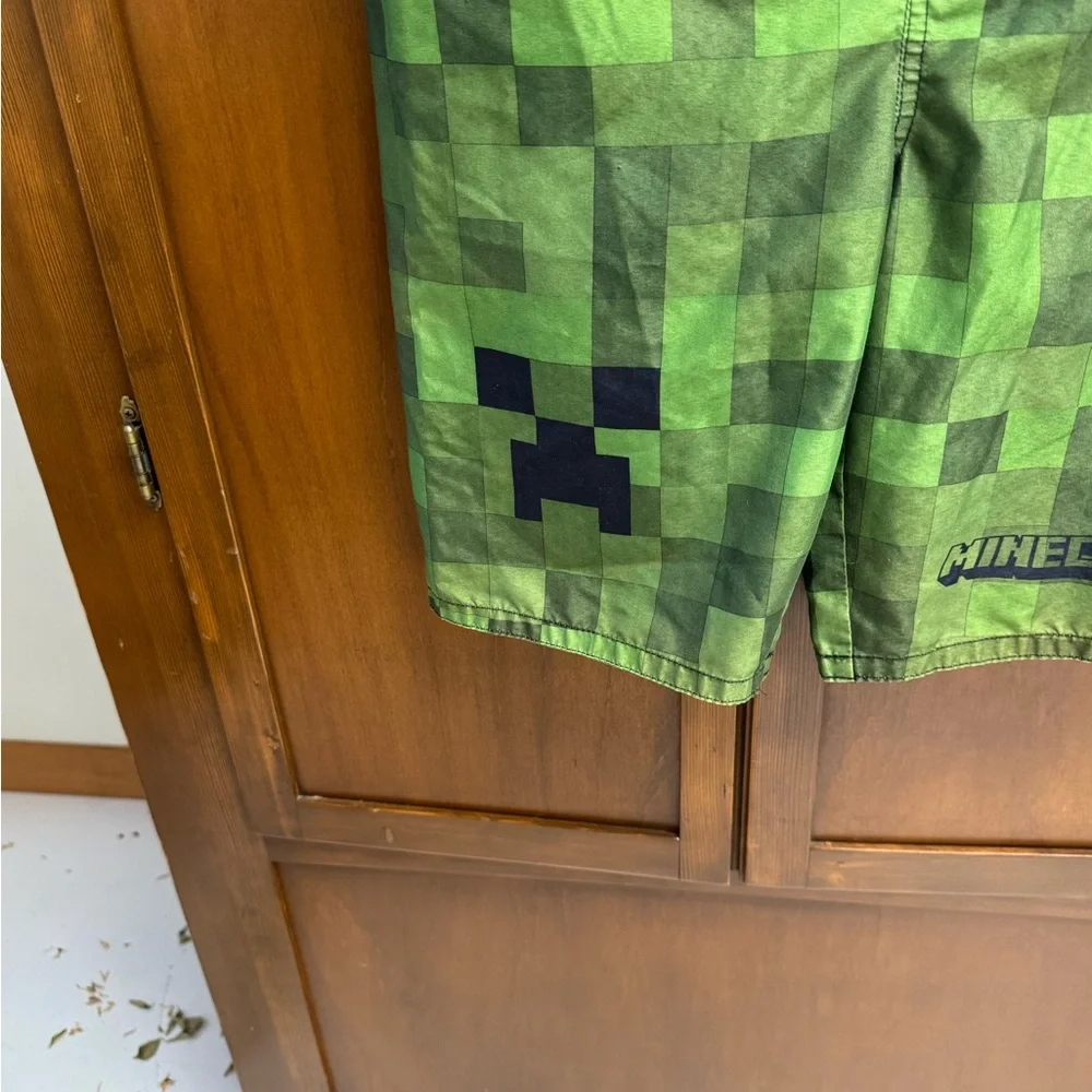 MINECRAFT boys large Green Pixelated Swim Shorts